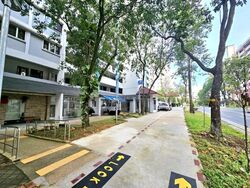 Ang Mo Kio Avenue 4 (D20), Shop House #561643011